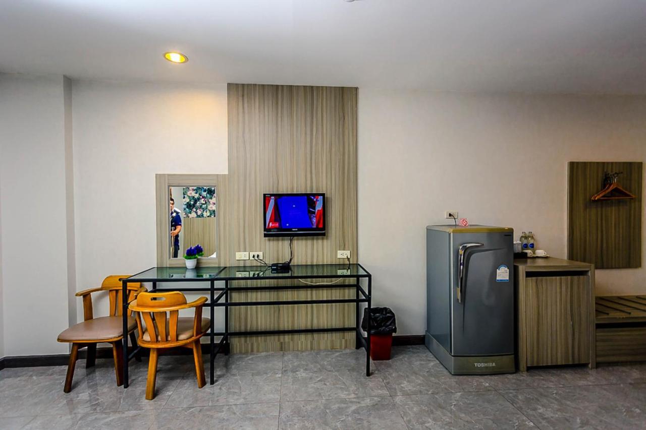 Embryo Hotel Pattaya Luaran gambar